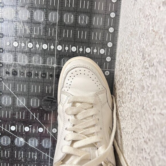 Converse Weapon x Undefeated High Women Size 5.5 A02124C White Castle Wall Shoes - Picture 11 of 11